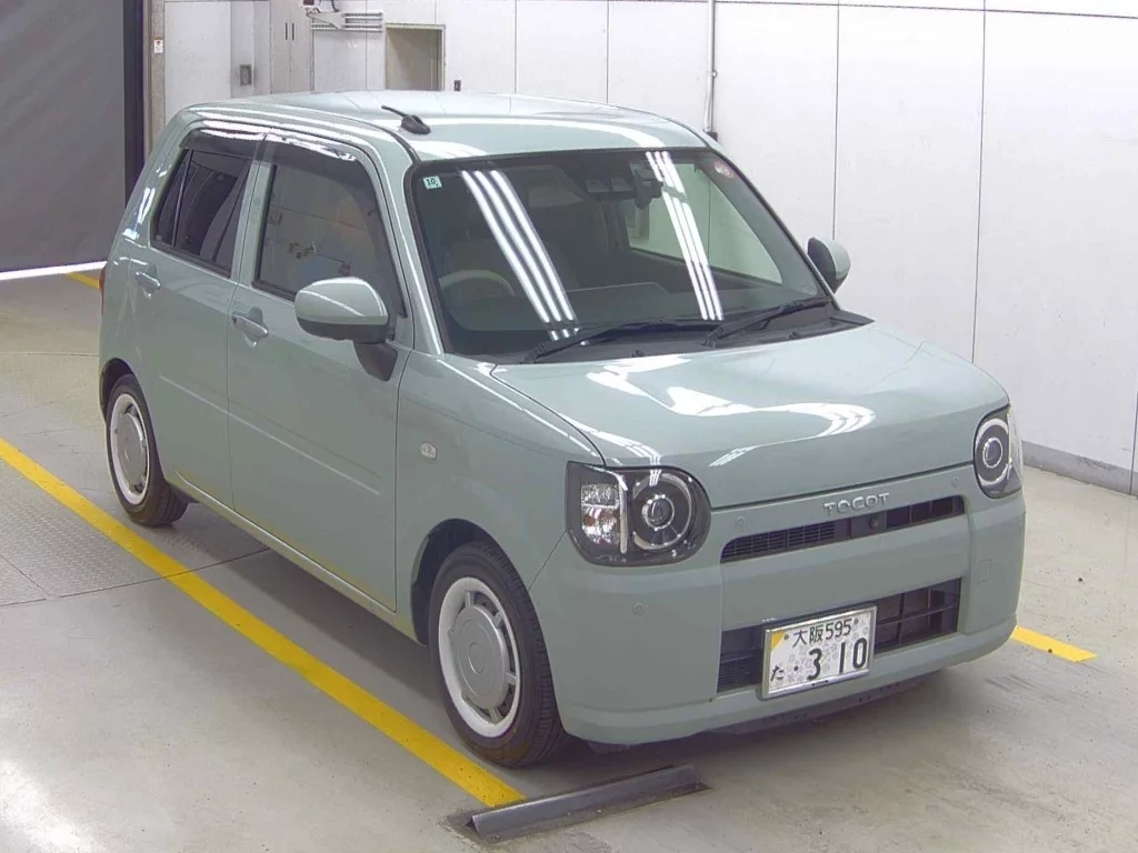 Daihatsu Mira Tocot LA550S 2018